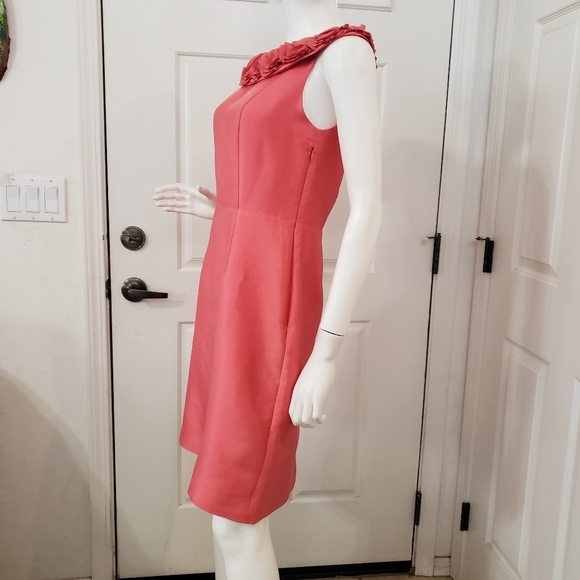 Boden Midi Dress in Elegant Pink with Floral Neckline - Picture 5 of 11